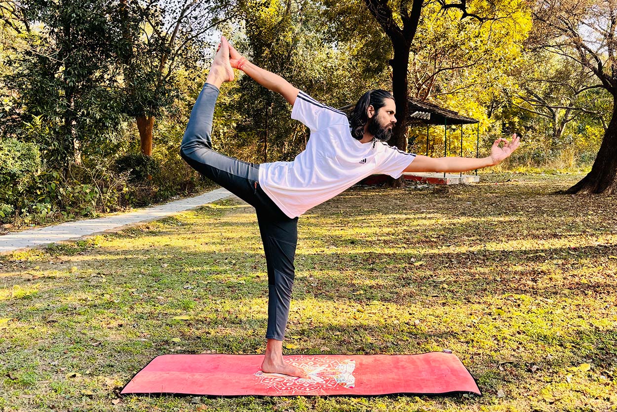 yoga-asana-pose-fcy-course